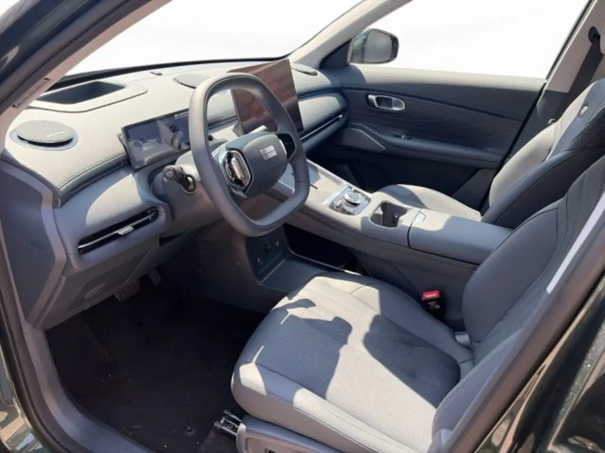 Geely Starray usata a Modena (11)