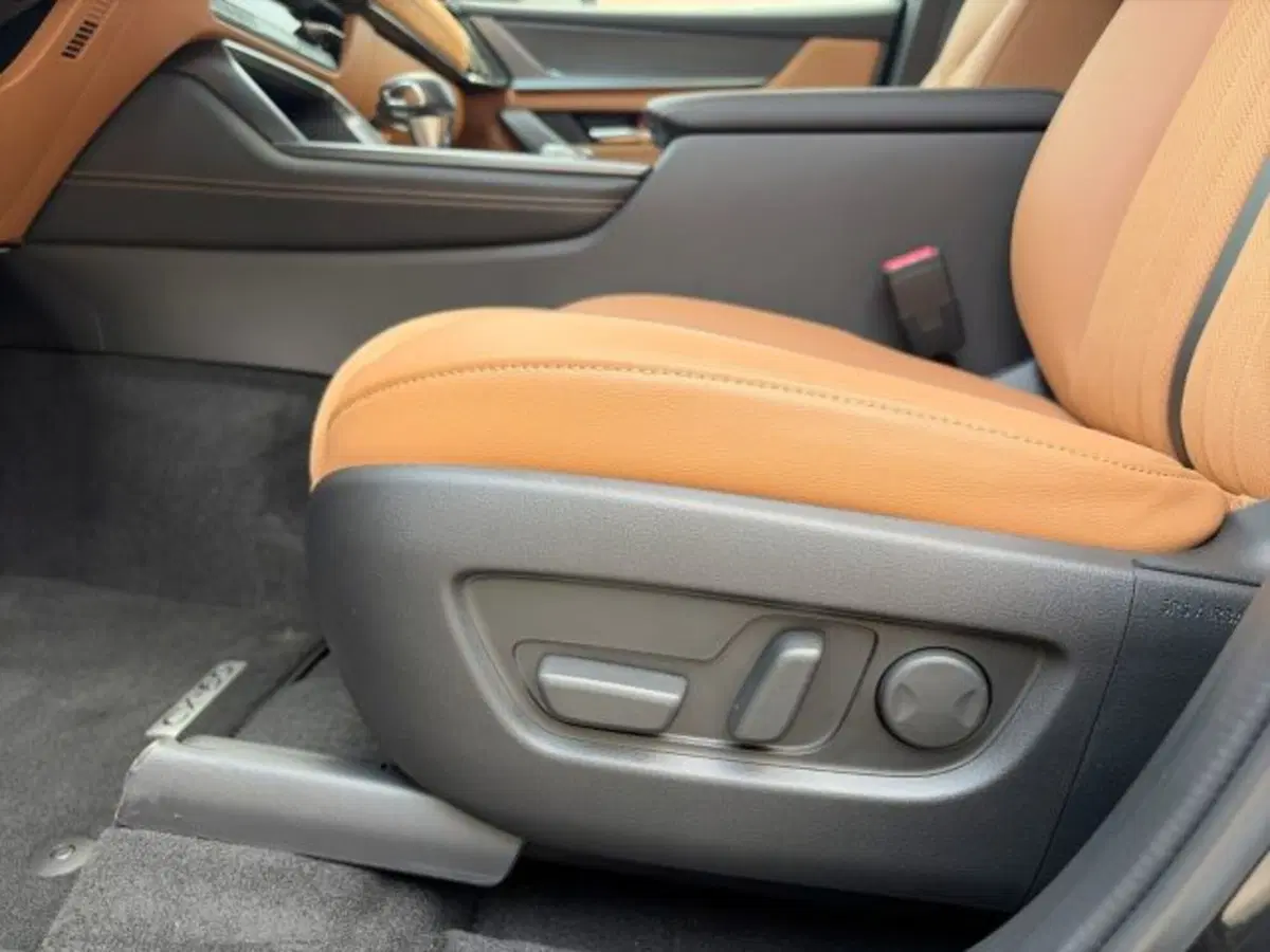 Mazda CX-60 nuova a Modena (14)