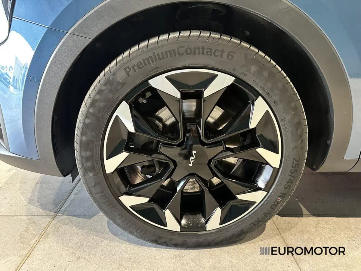 Kia Sorento usata a Bari (10)