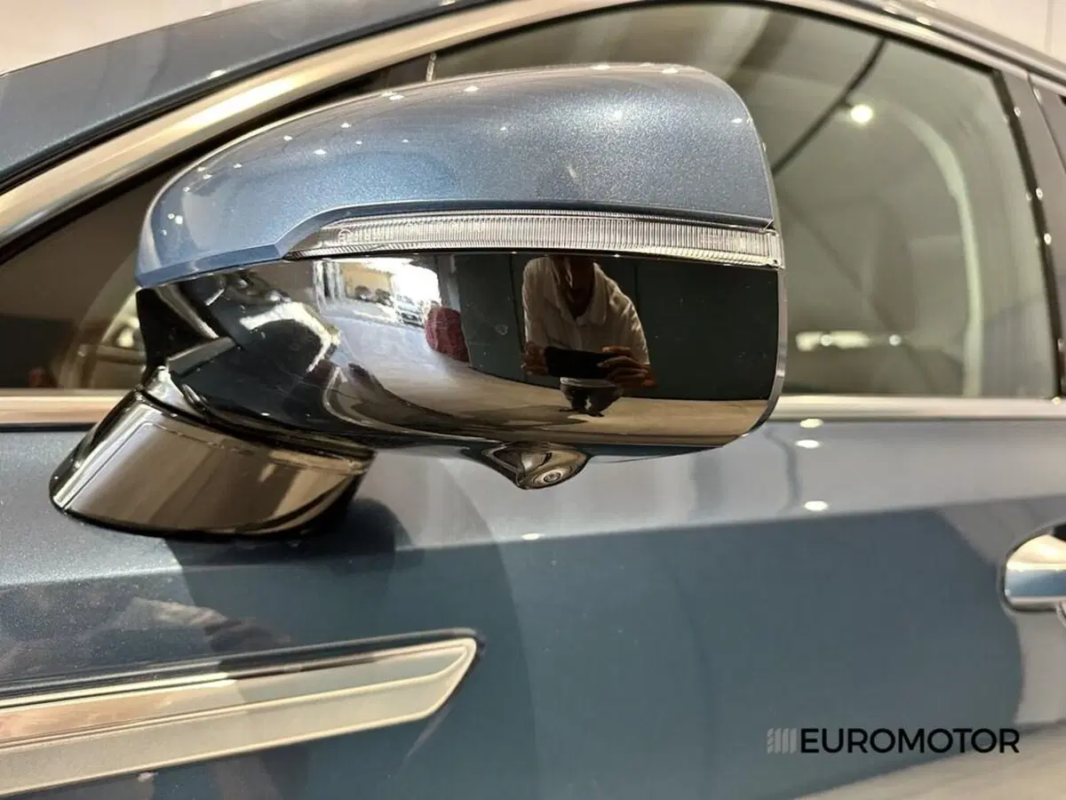 Kia Sorento usata a Bari (13)