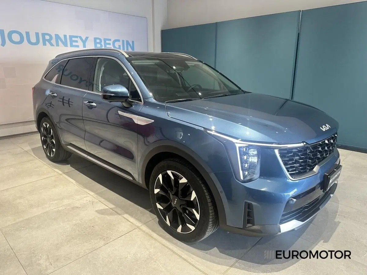 Kia Sorento usata a Bari (3)