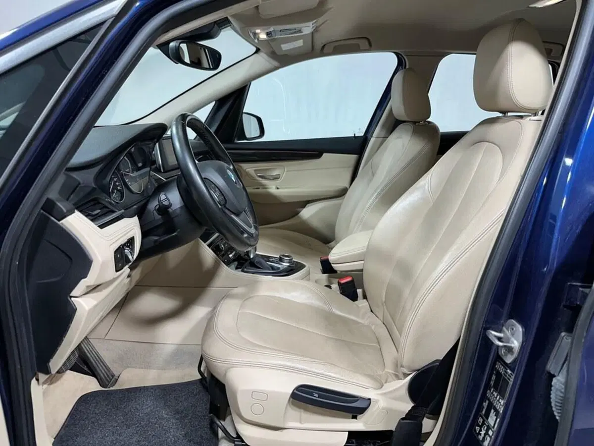 BMW Serie 2 Active Tourer usata a Sondrio (10)