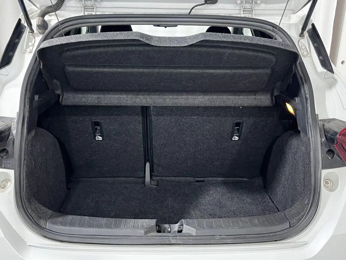 Nissan Micra usata a Sondrio (15)