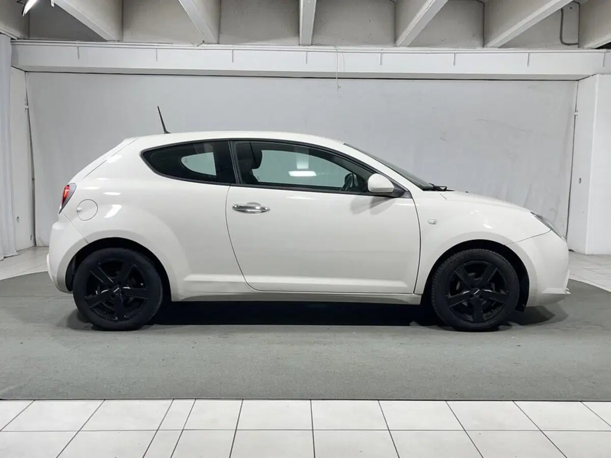 Alfa Romeo MiTo usata a Sondrio (6)