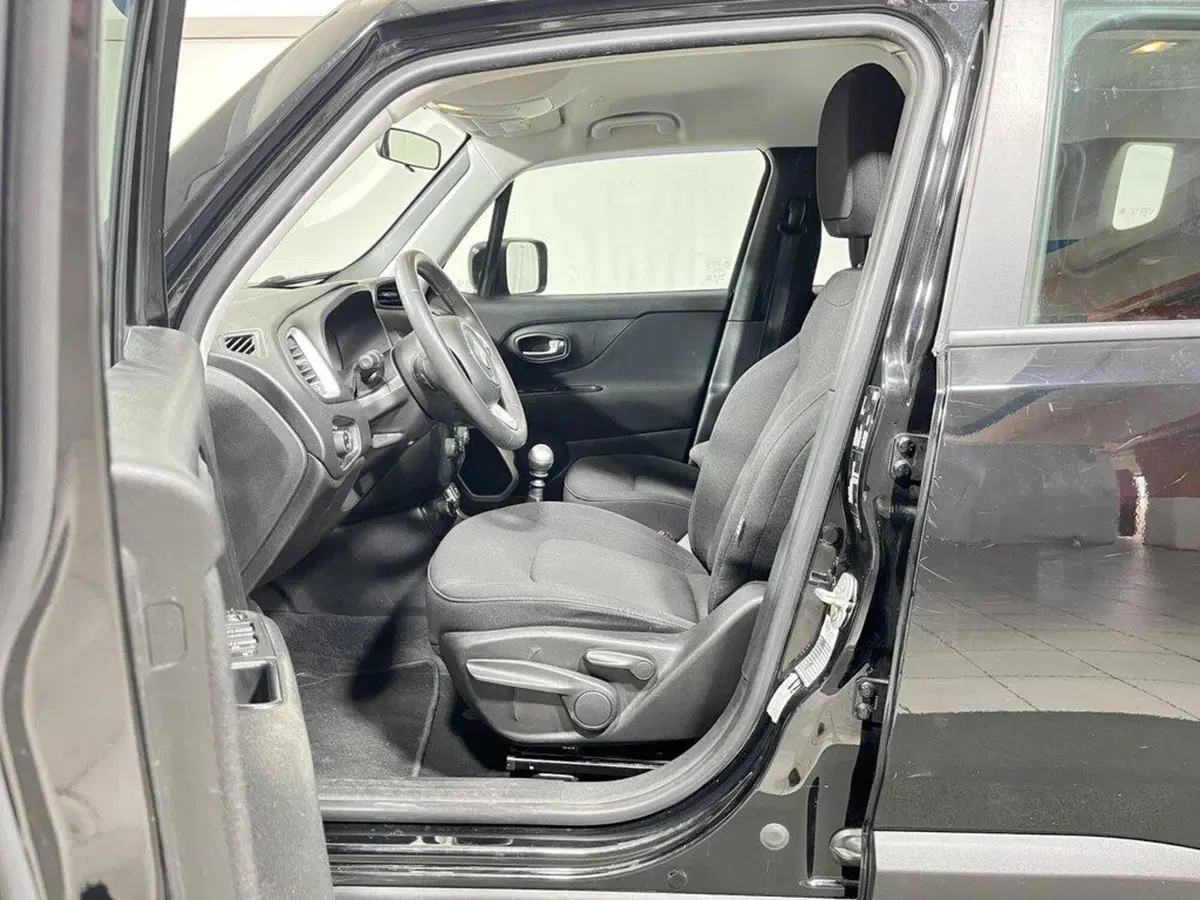 Jeep Renegade usata a Sondrio (10)