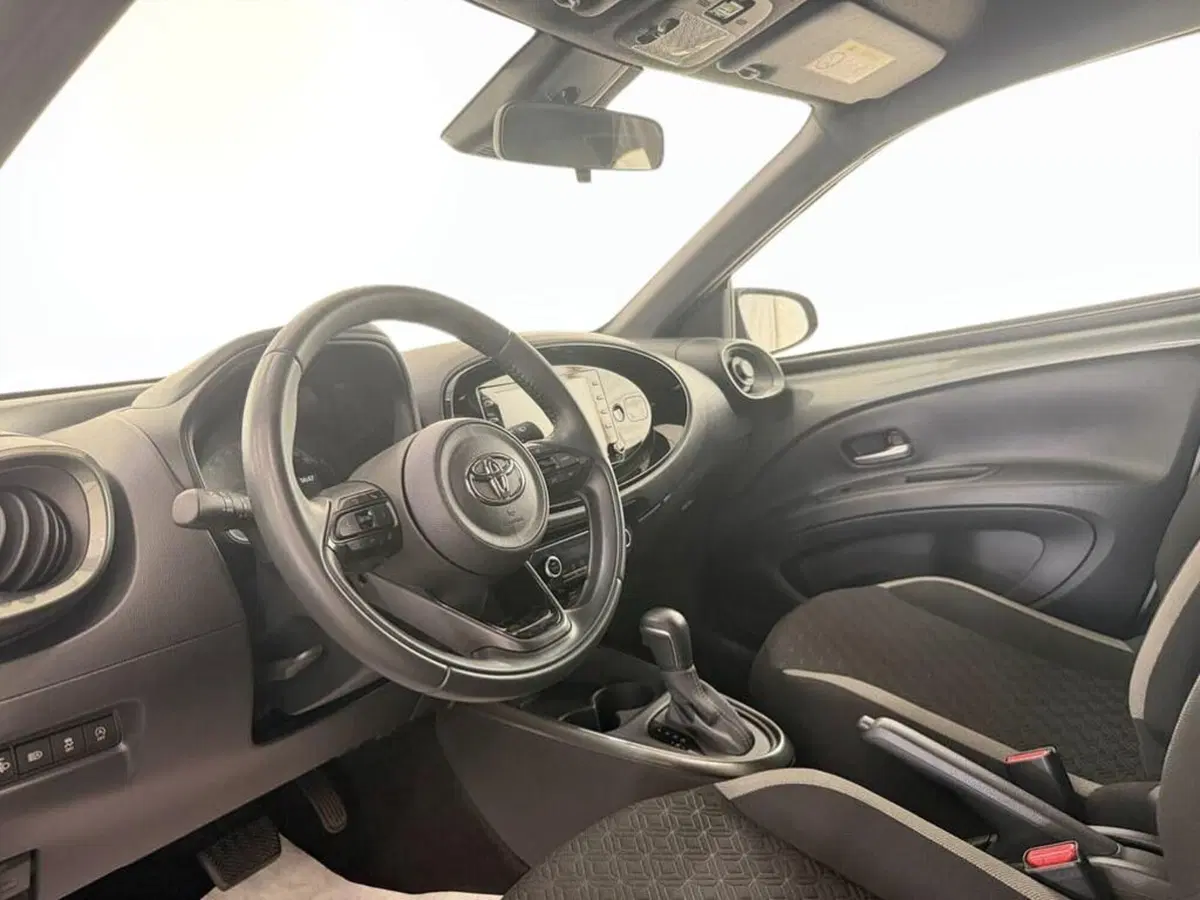 Toyota Aygo X usata a Monza e Brianza (11)