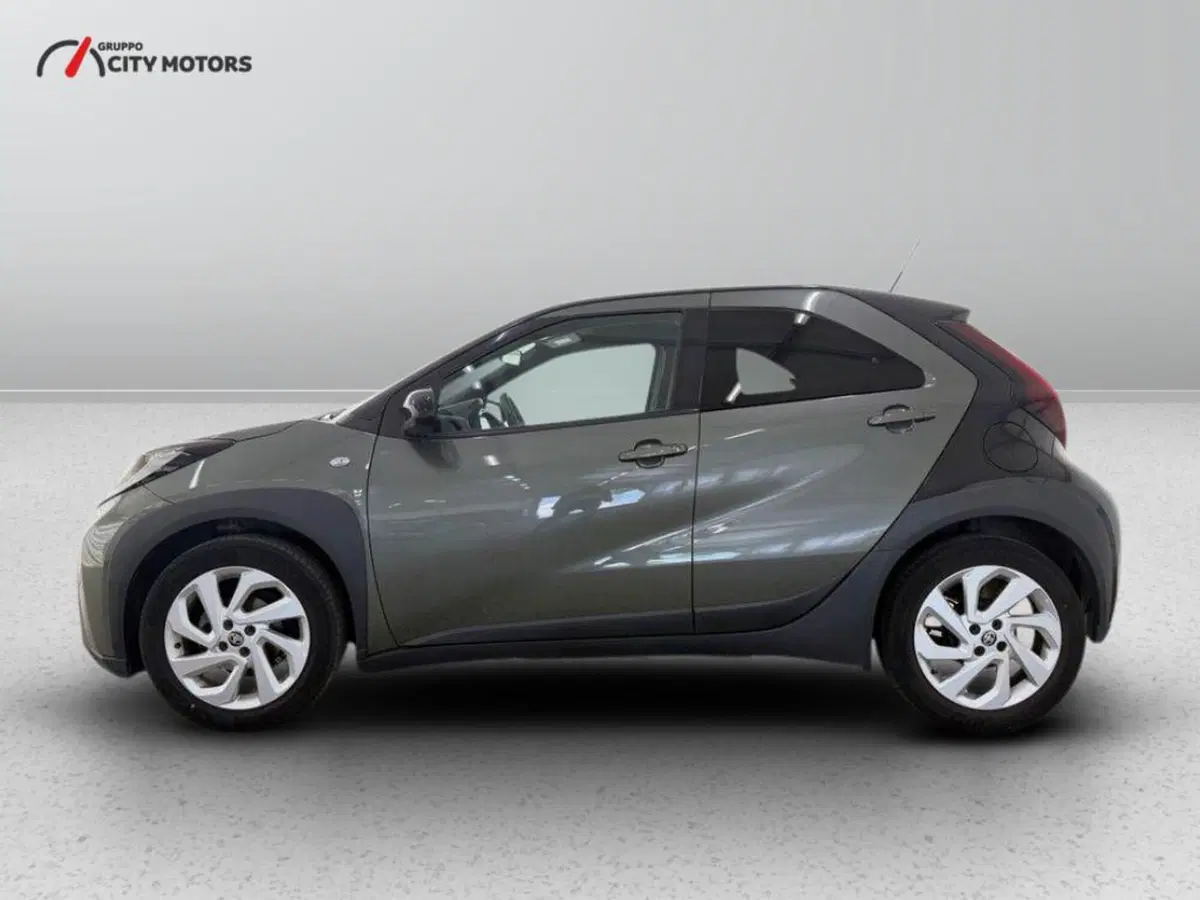 Toyota Aygo X usata a Monza e Brianza (4)