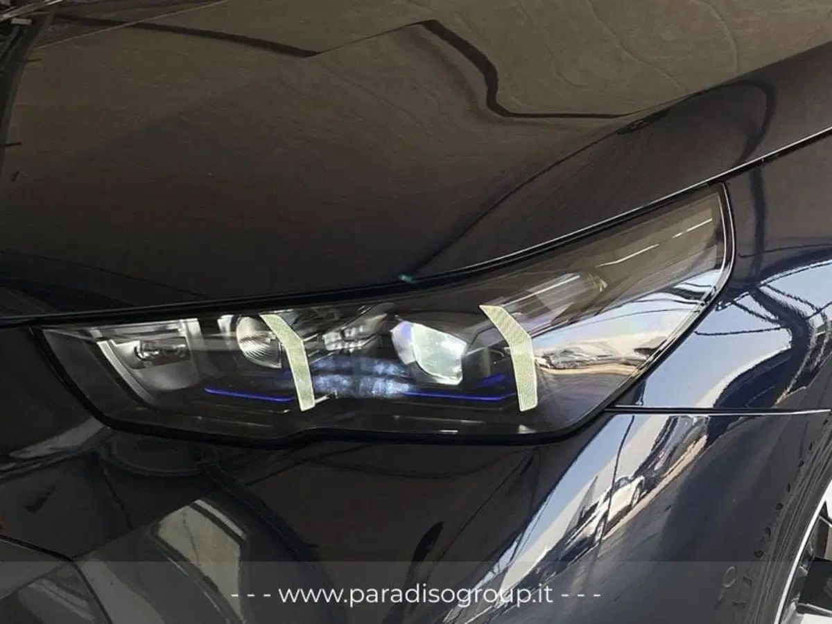 BMW i5 Touring usata a Catanzaro (7)