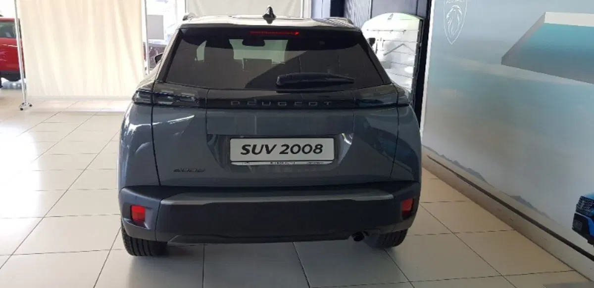 Peugeot 2008 nuova a Pordenone (5)