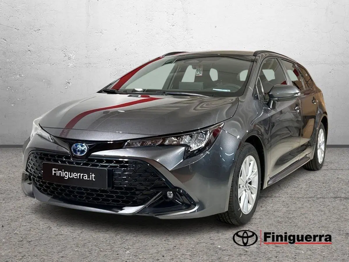 Toyota Corolla Touring Sports nuova a Lecco