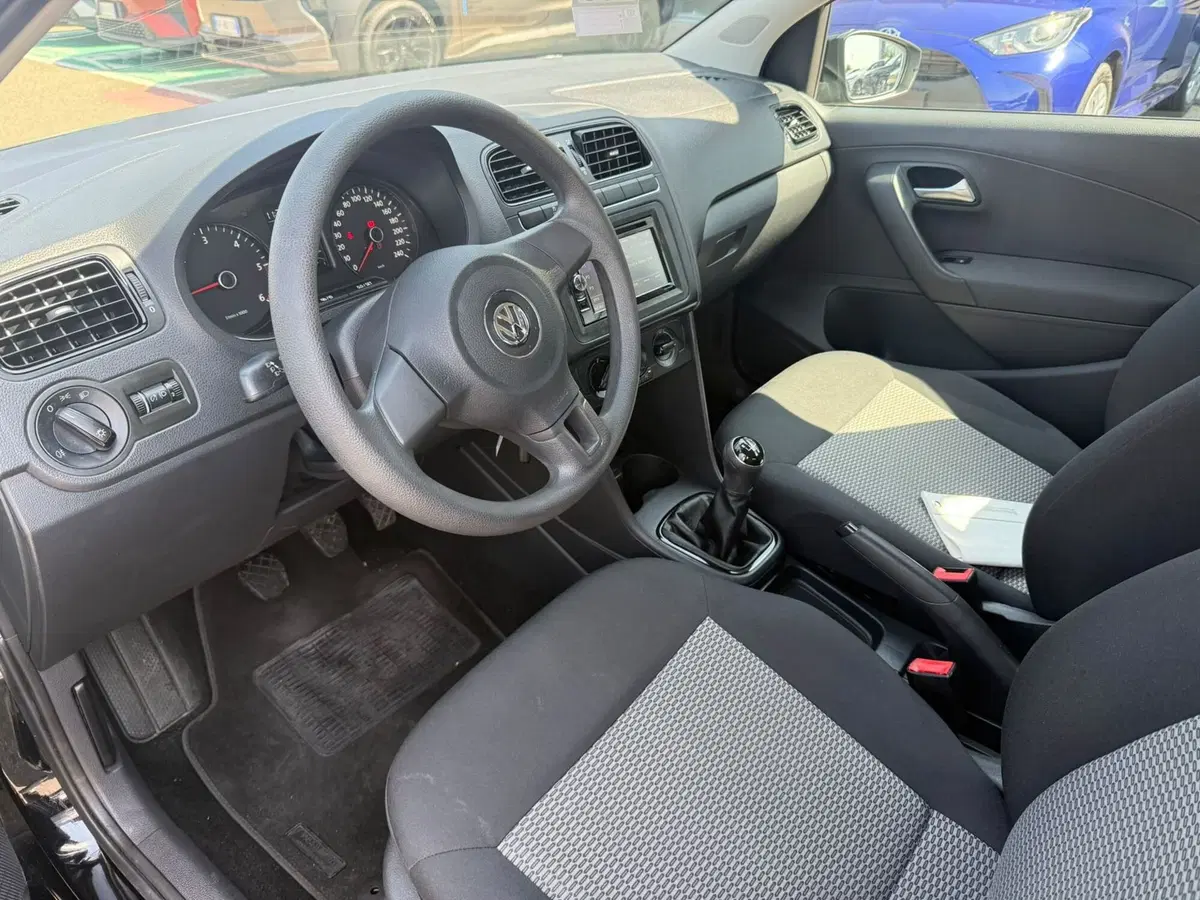 Volkswagen Polo usata a Piacenza (6)