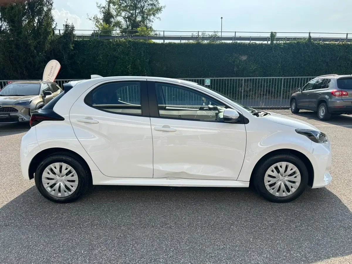 Toyota Yaris usata a Piacenza (8)