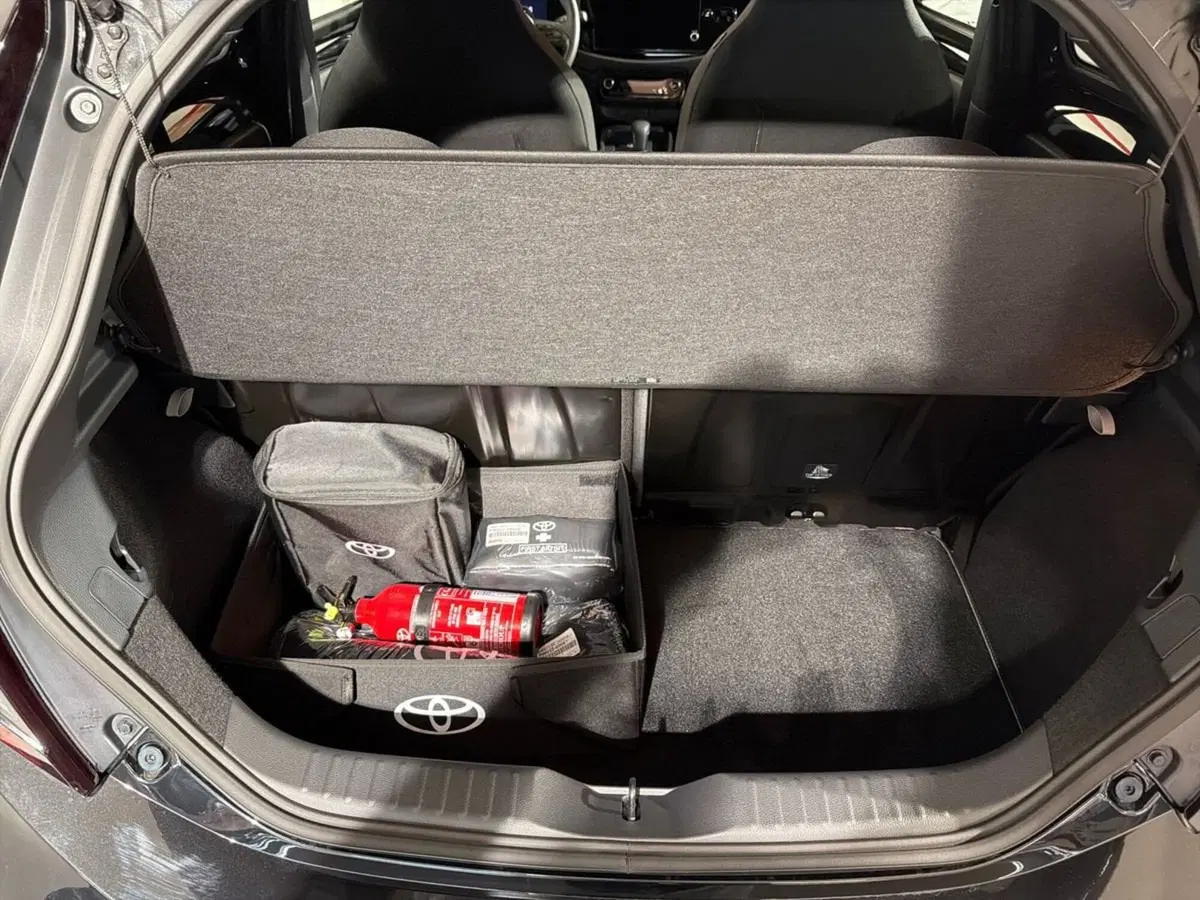 Toyota Aygo X nuova a Sondrio (12)