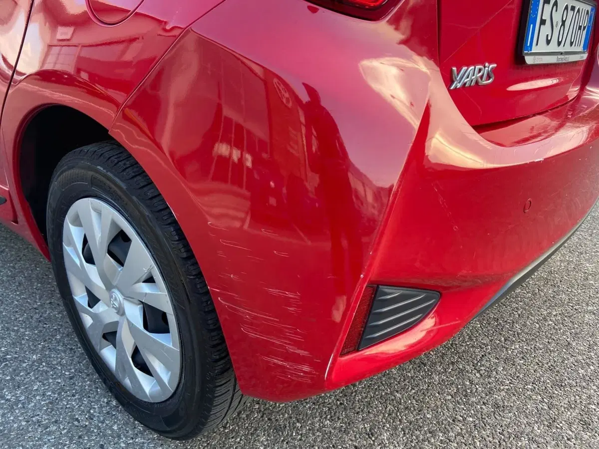Toyota Yaris usata a Piacenza (13)