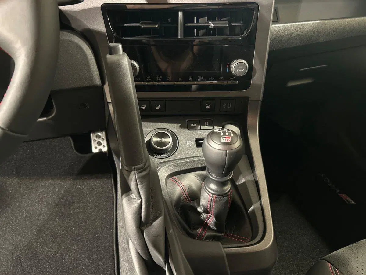 Toyota GR Yaris nuova a Lecco (14)