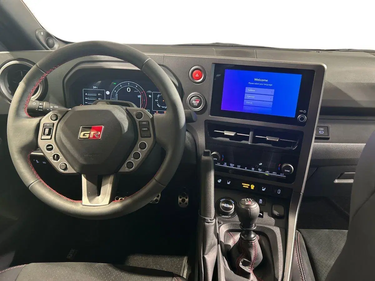 Toyota GR Yaris nuova a Lecco (10)