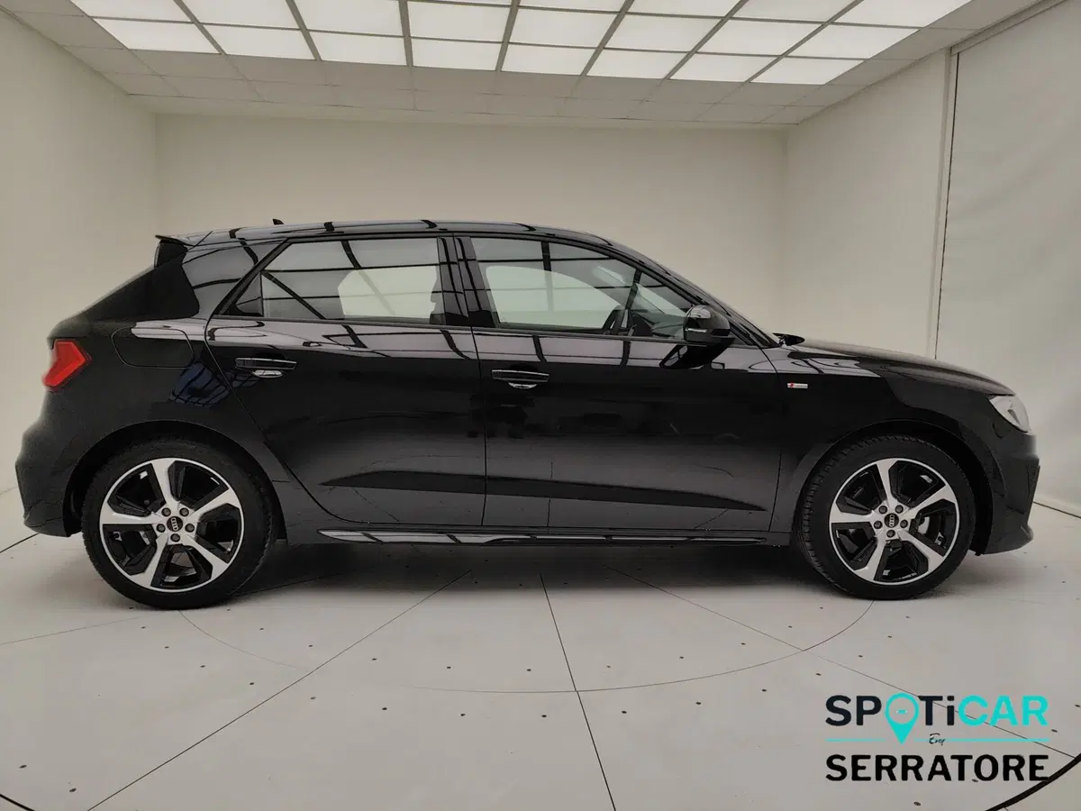 Audi A1 Sportback nuova a Como (17)