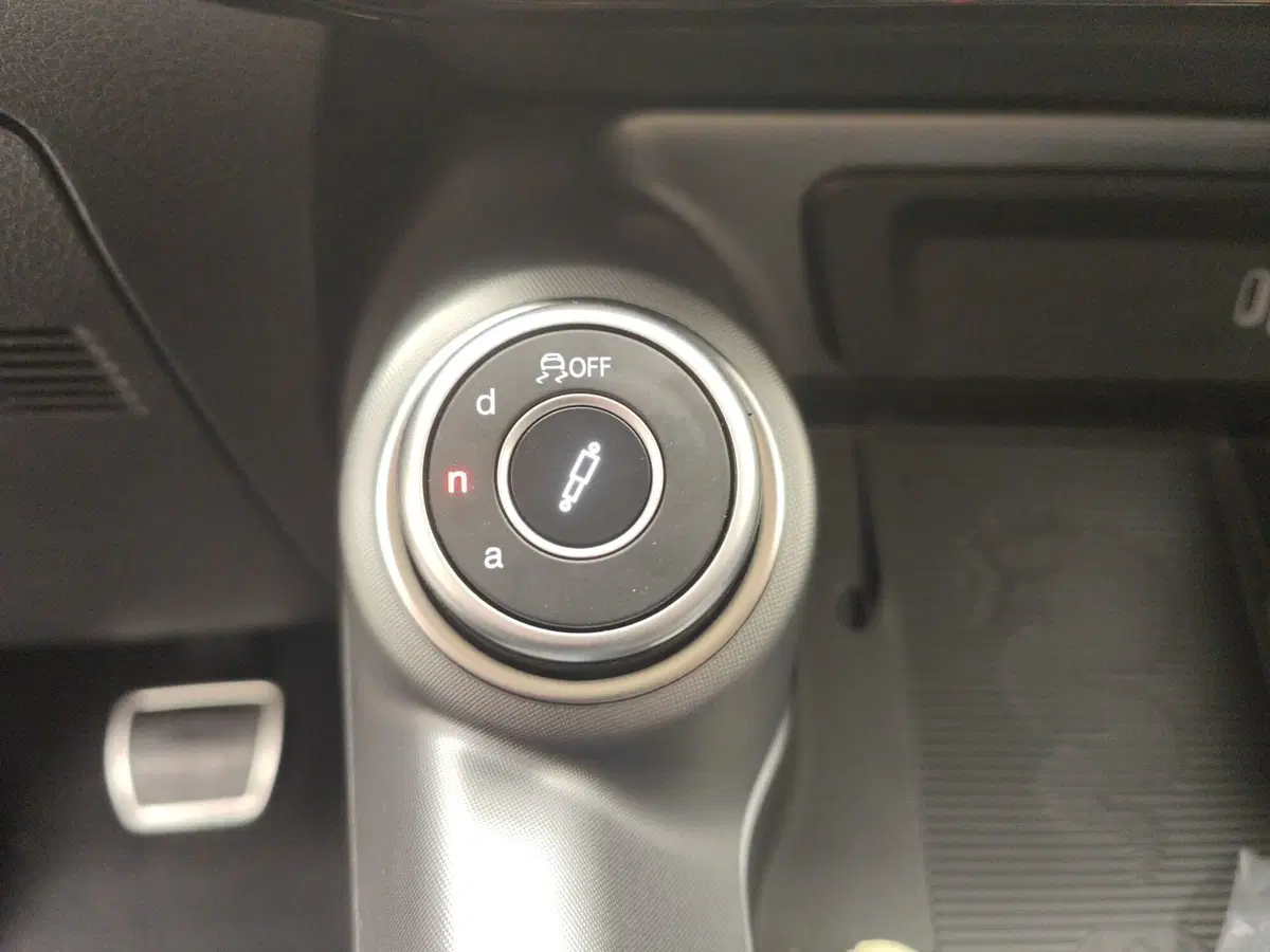 Alfa Romeo Tonale nuova a Como (15)