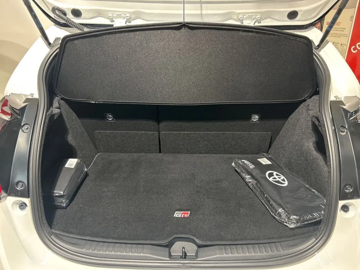 Toyota GR Yaris nuova a Lecco (11)
