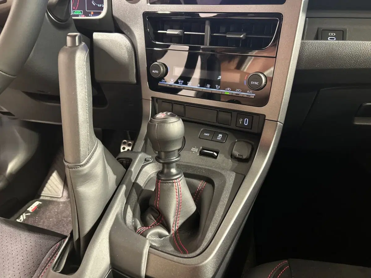Toyota GR Yaris nuova a Lecco (13)