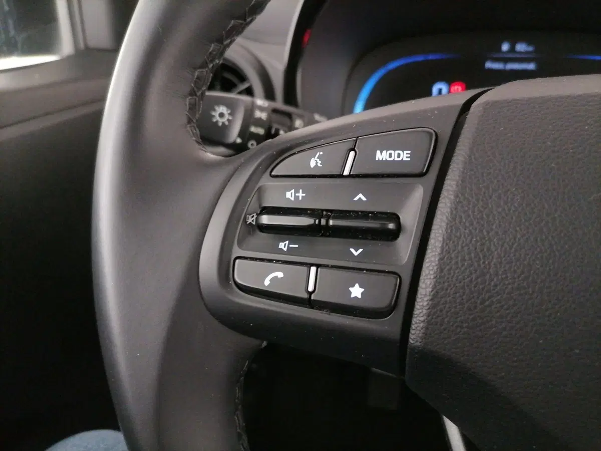 Hyundai i10 usata a Roma (19)