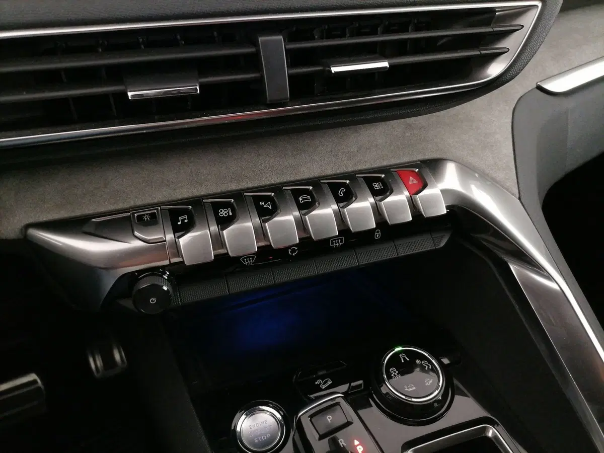 Peugeot 3008 usata a Roma (14)
