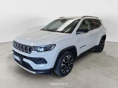 Jeep Compass 1.3 T4 190CV PHEV AT6 4xe Limited del 2022 usata a Salerno