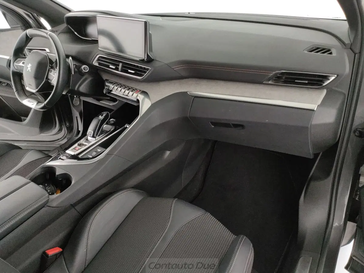 Peugeot 3008 usata a Caserta (15)