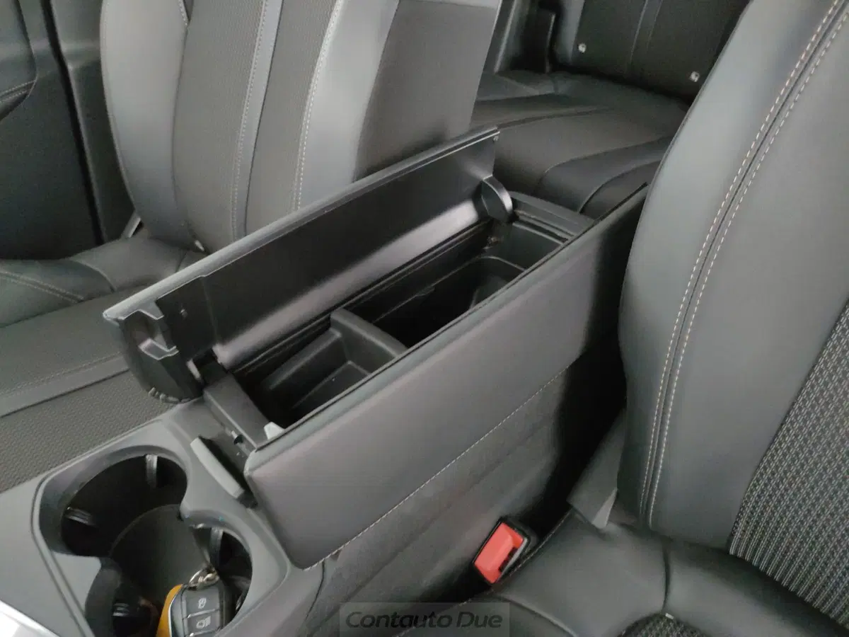 Peugeot 3008 usata a Caserta (18)