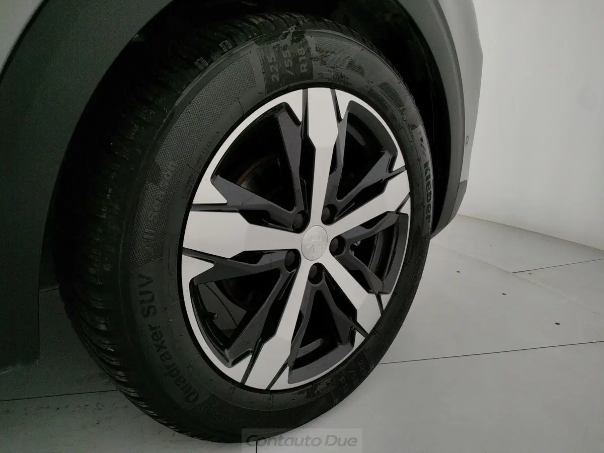 Peugeot 3008 usata a Caserta (9)