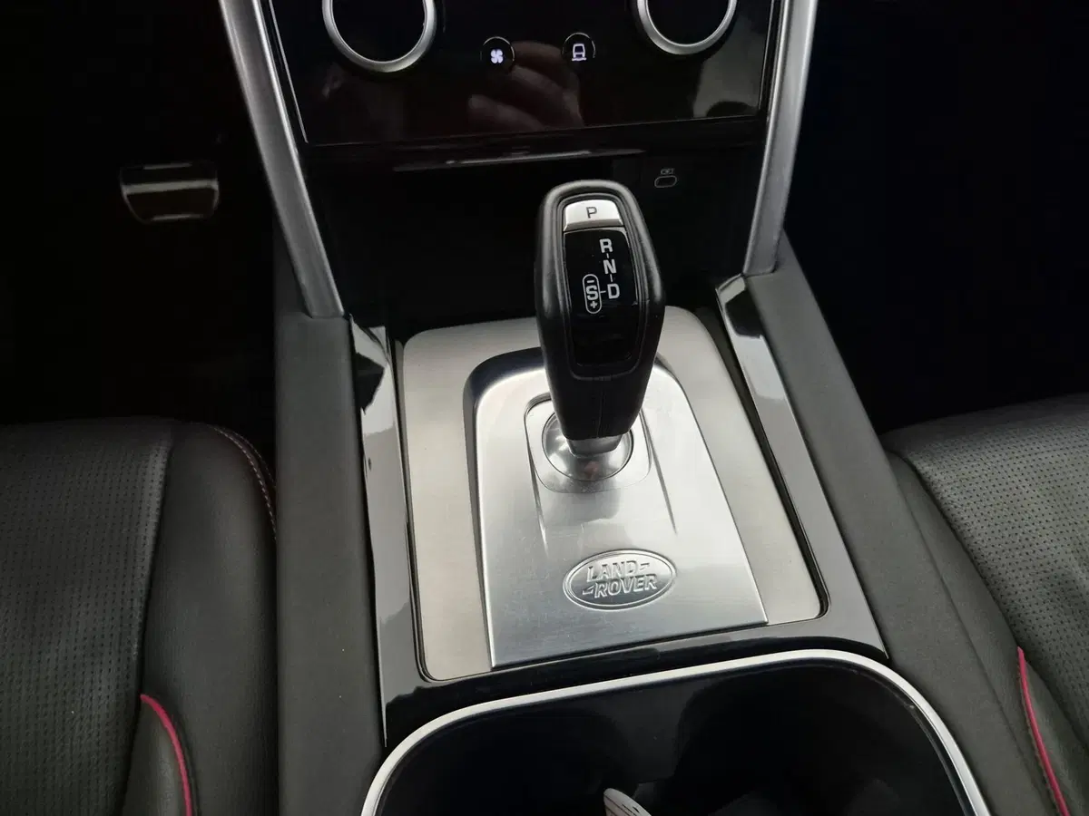 Land Rover Discovery Sport usata a Torino (12)