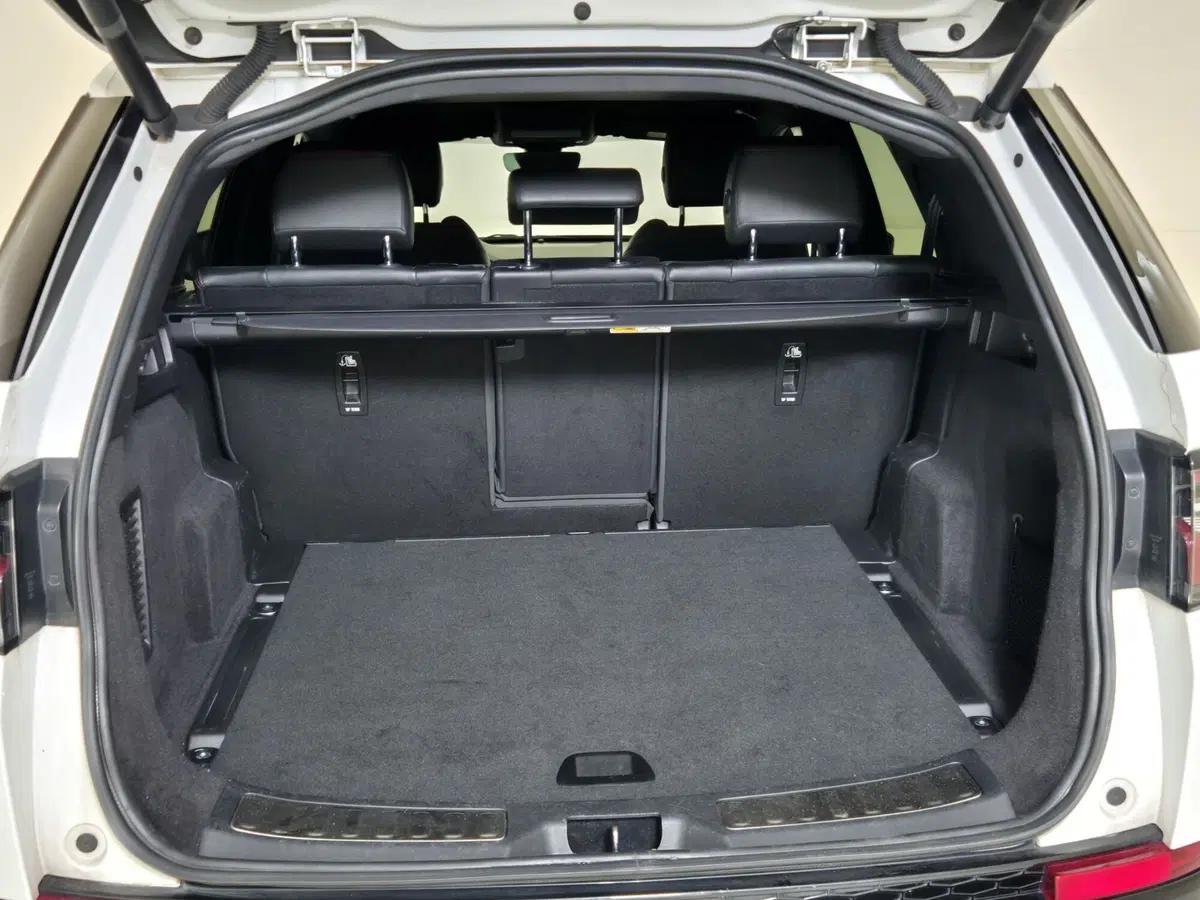 Land Rover Discovery Sport usata a Torino (14)