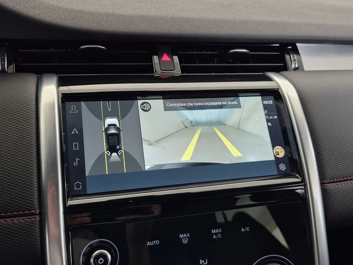 Land Rover Discovery Sport usata a Torino (18)