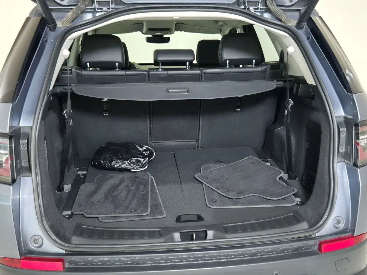 Land Rover Discovery Sport usata a Torino (13)