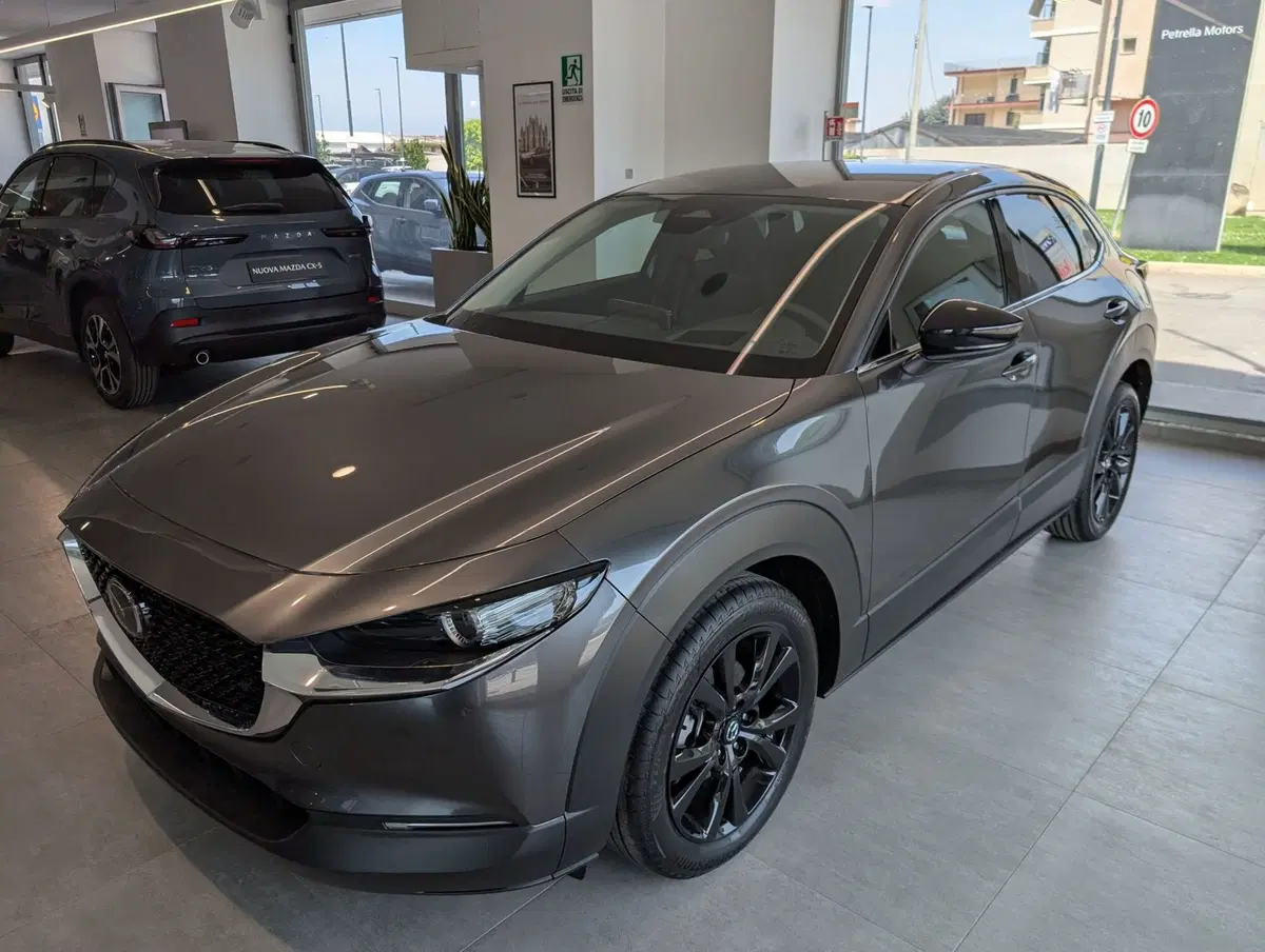 Mazda CX-30 nuova a Napoli