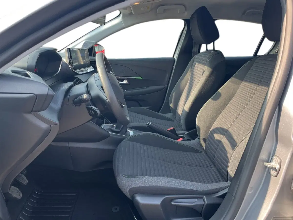 Peugeot 208 usata a Torino (9)