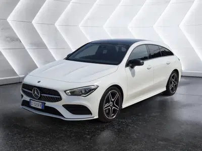 Mercedes-Benz CLA Shooting Brake 200 d AMG Line Premium Plus auto del 2024 usata