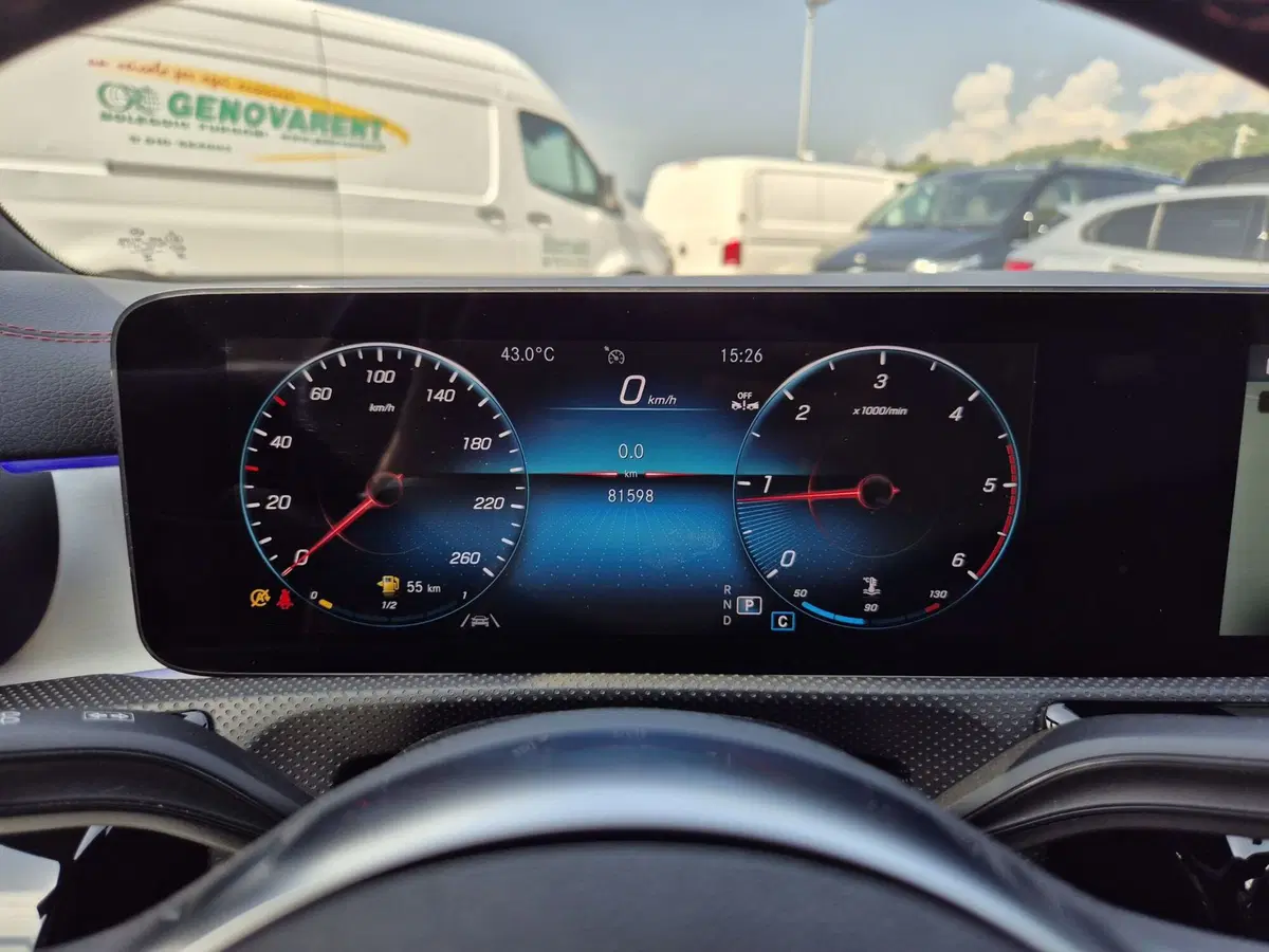 Mercedes-Benz CLA Shooting Brake usata  (13)