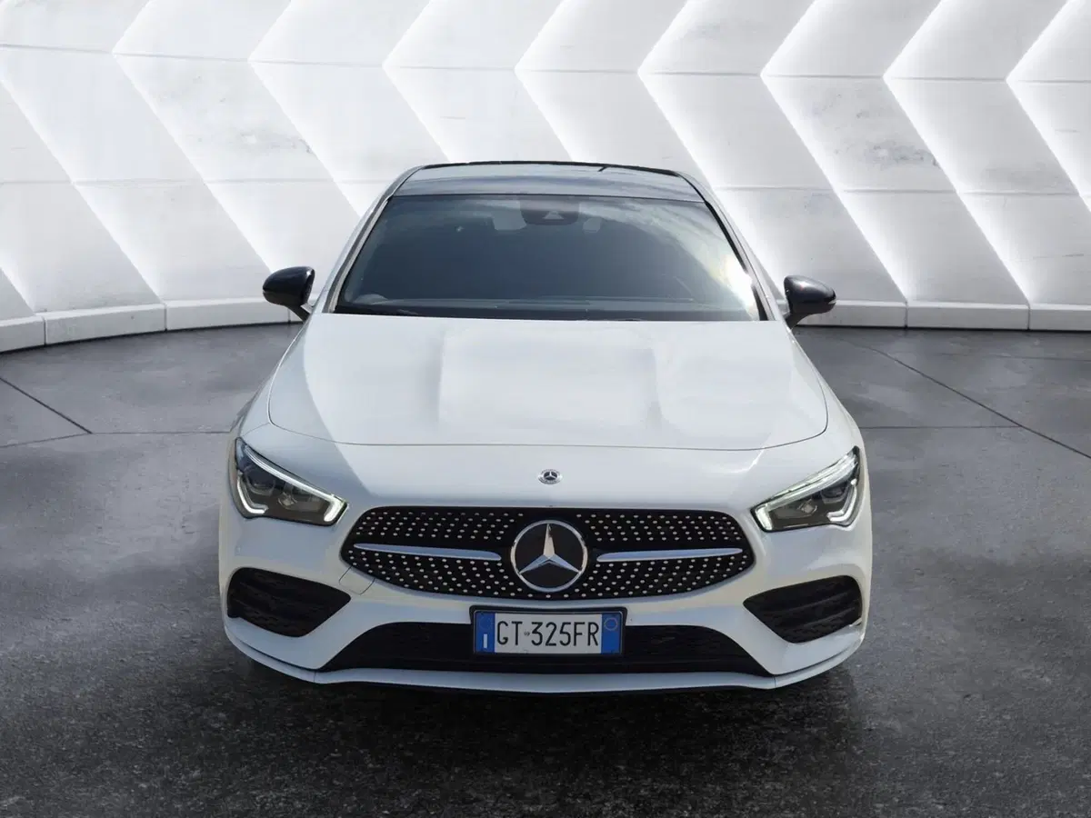 Mercedes-Benz CLA Shooting Brake usata  (2)