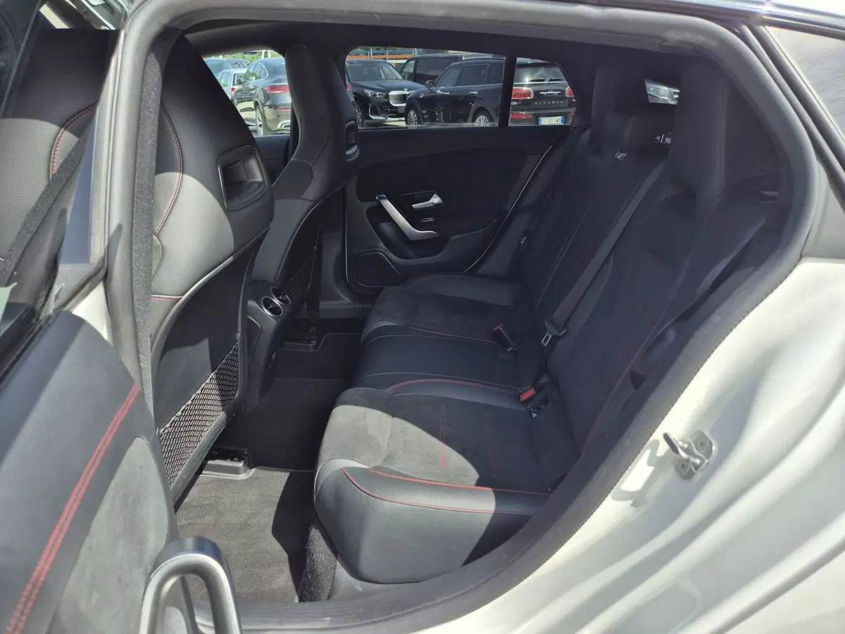 Mercedes-Benz CLA Shooting Brake usata  (6)