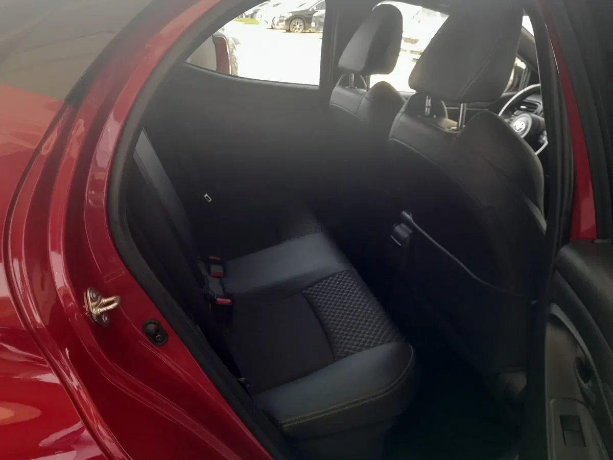 Toyota Yaris usata a Asti (11)