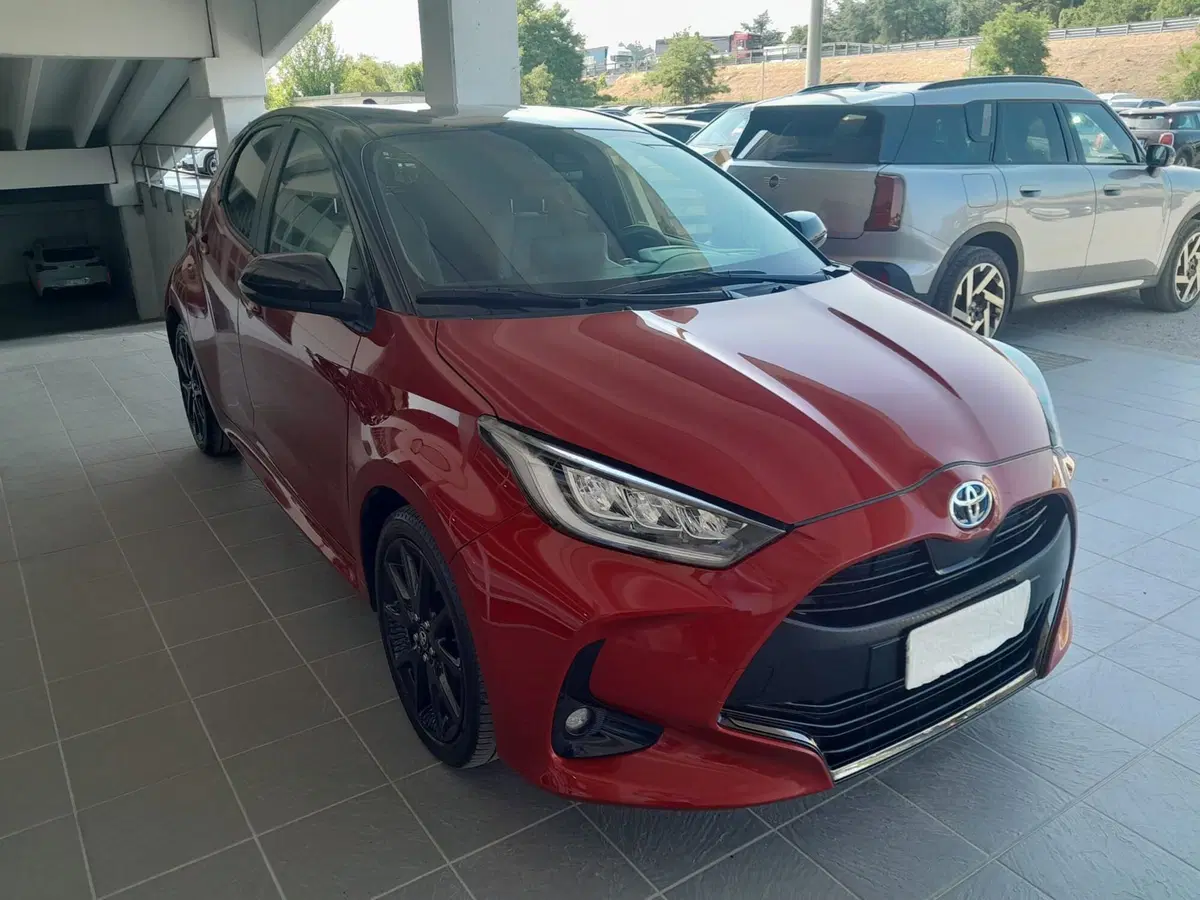 Toyota Yaris usata a Asti (3)