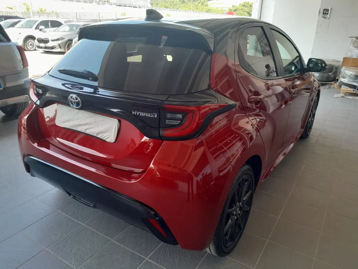 Toyota Yaris usata a Asti (4)