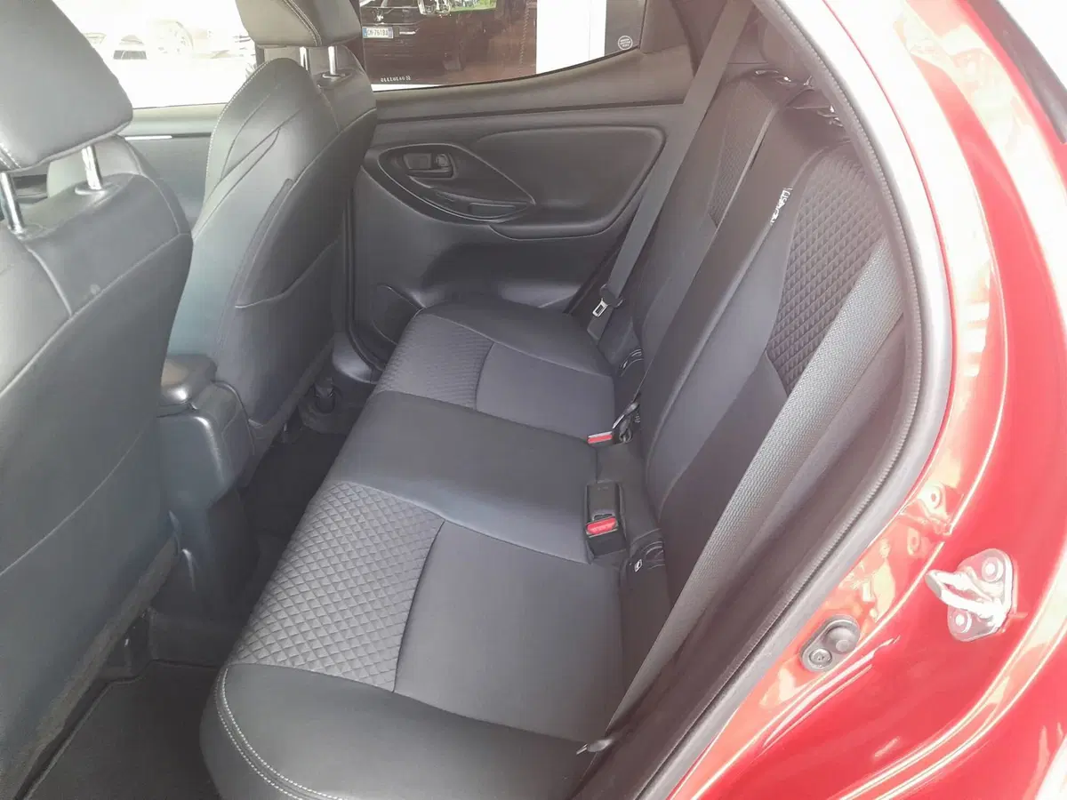 Toyota Yaris usata a Asti (8)