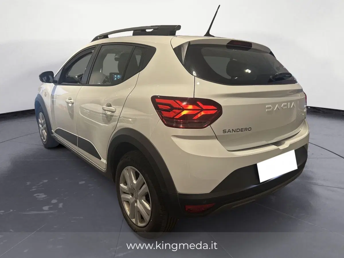 Dacia Sandero usata a Monza e Brianza (4)