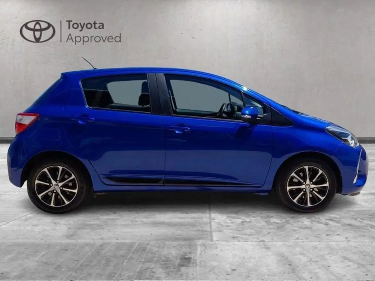 Toyota Yaris usata a Cagliari (4)