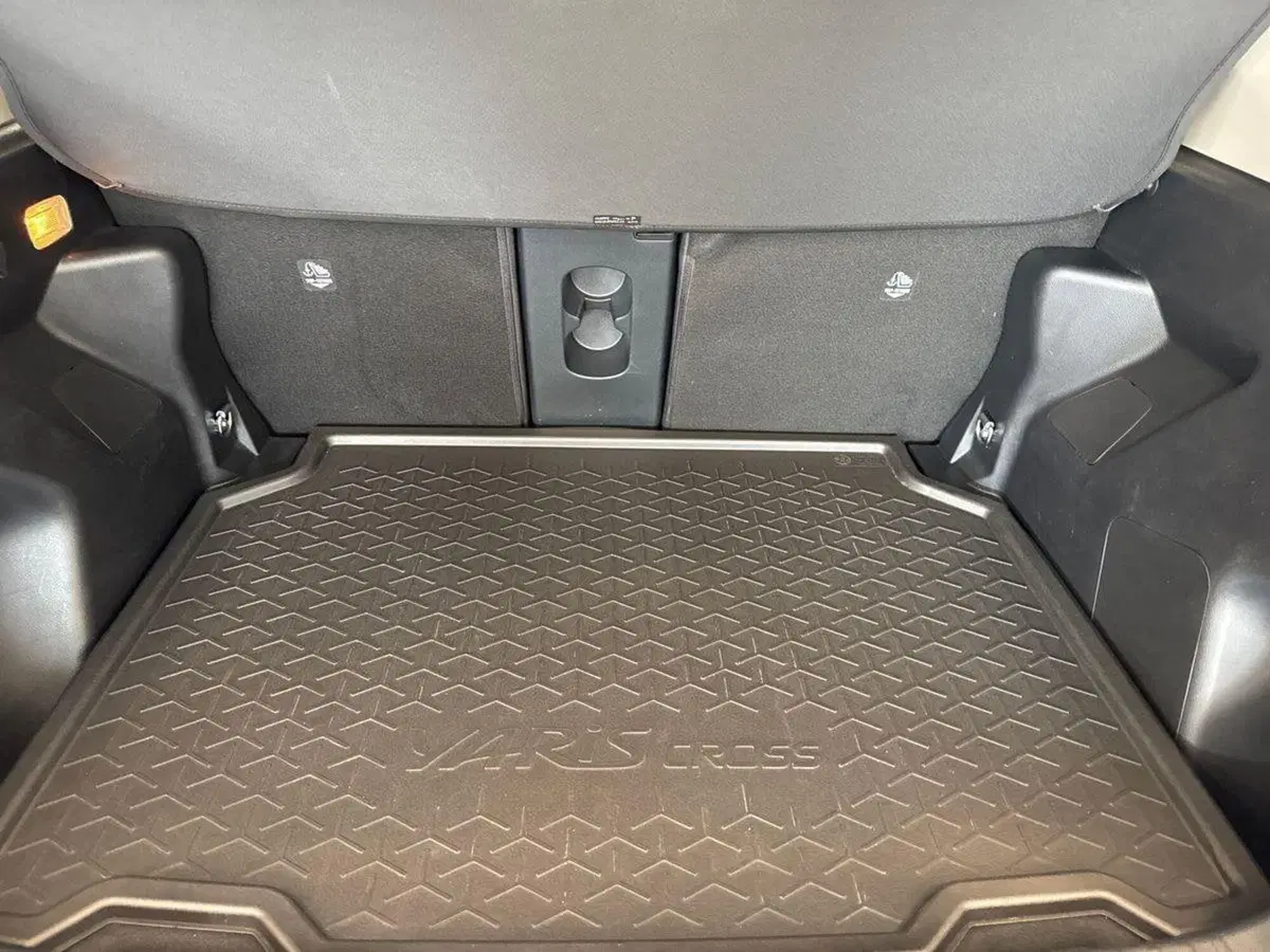 Toyota Yaris Cross usata a Prato (13)