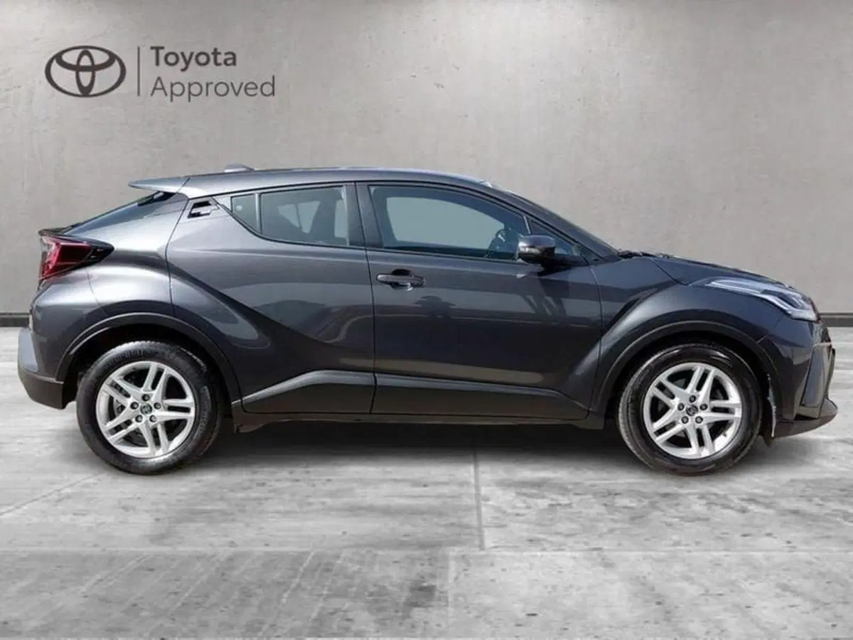 Toyota Toyota C-HR usata a Cagliari (3)