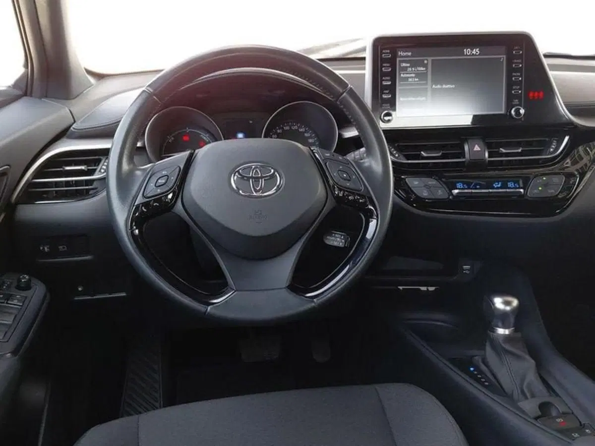 Toyota Toyota C-HR usata a Cagliari (7)