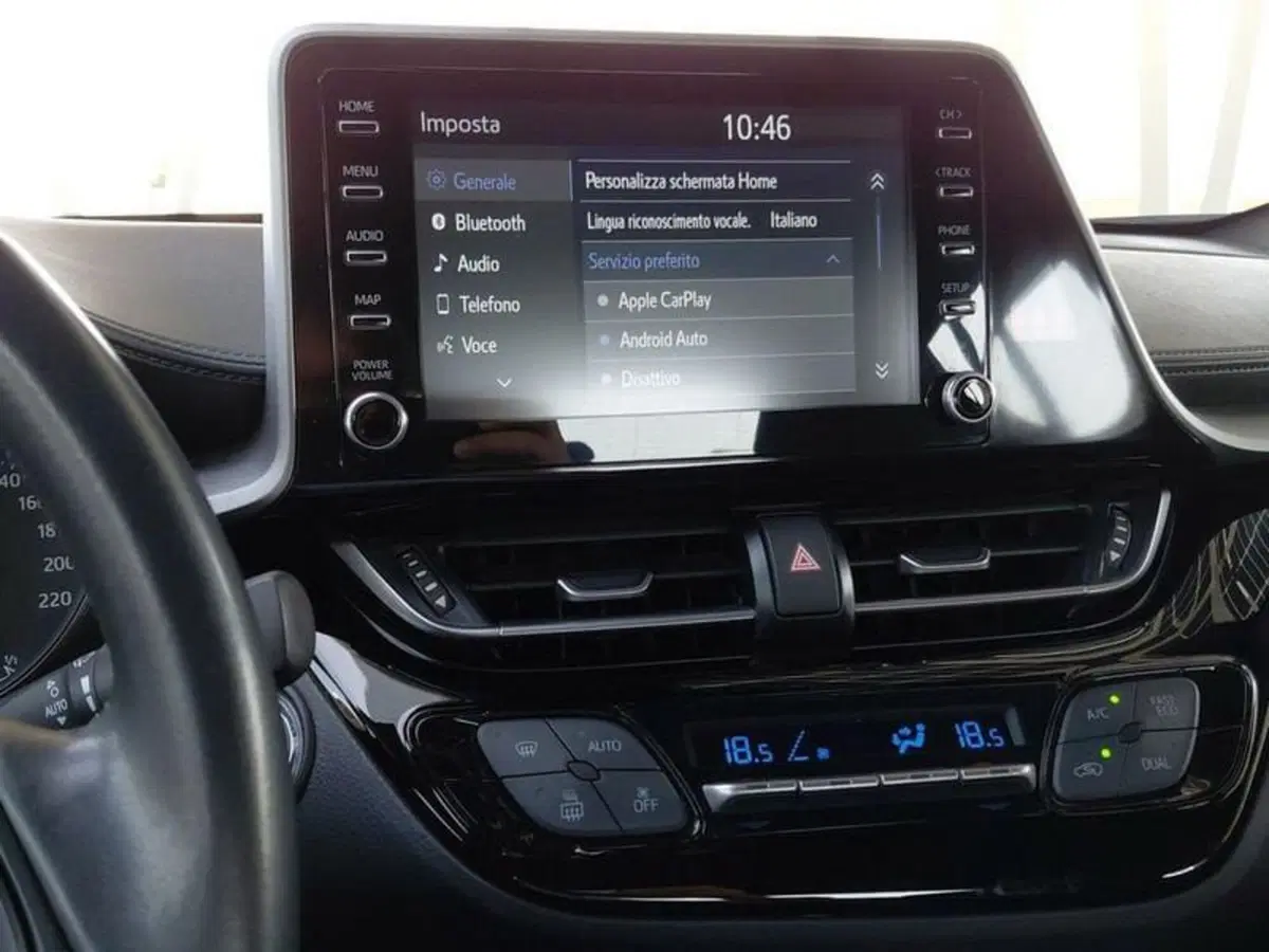 Toyota Toyota C-HR usata a Cagliari (9)